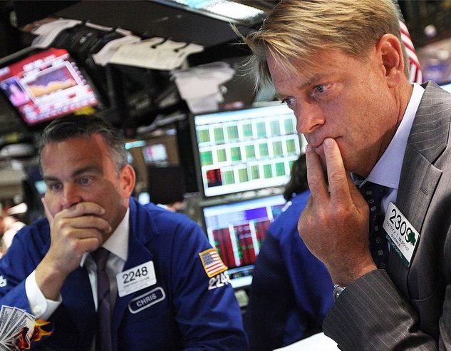 На биржах — неподдельный стресс, грозит банкротство ФРС