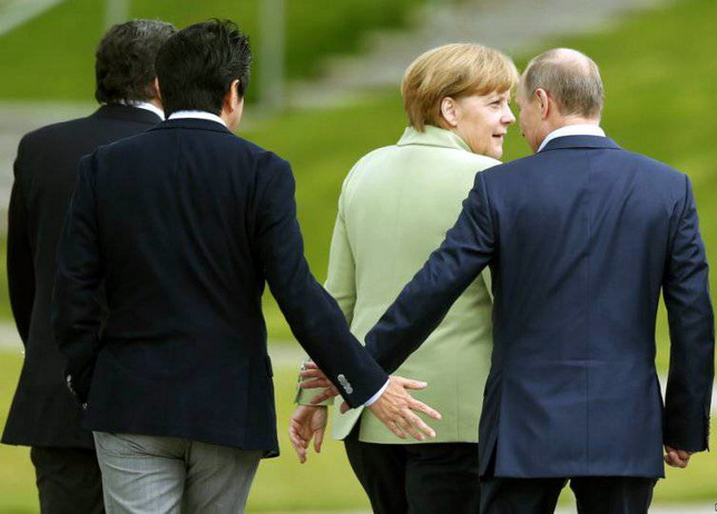 Путин защитил Меркель от посягательств союзничка